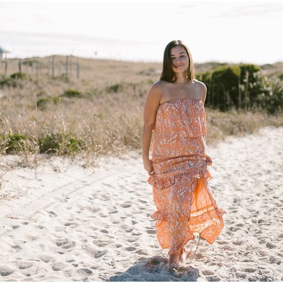 LUSH Dress Strapless Size Medium Maxi Ruffle Tiered Boutique Tropical Beach NWT - Picture 3 of 14